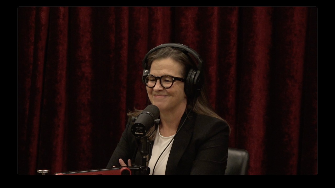 Joe Rogan Experience #2534 - Annie Jacobsen — PowerfulJRE